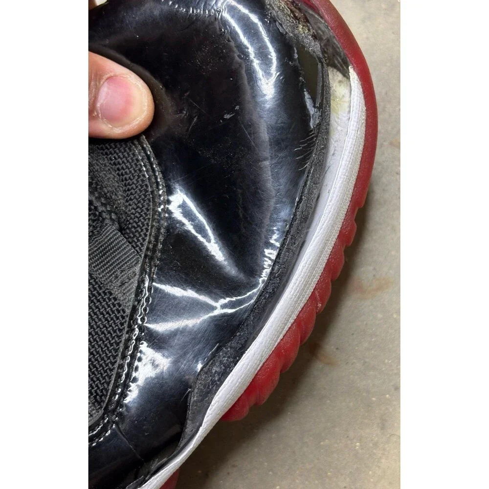 Jordan Air Jordan 11 Retro Bred 2012 378037-010 Size 10.5